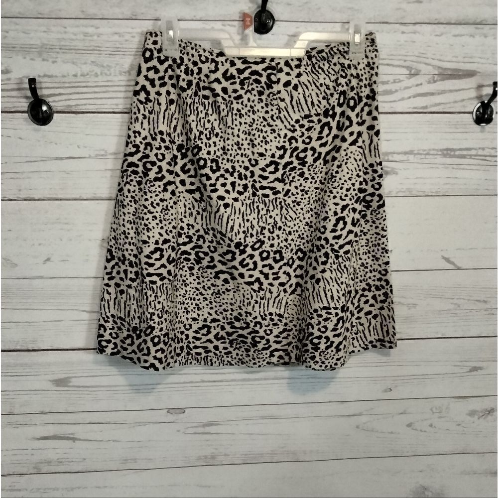 "Worthington" woman's skirt  